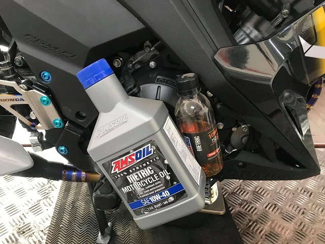 Thay nhớt amsoil synthetic metric cho honda sonic 150r có tốt không - 3