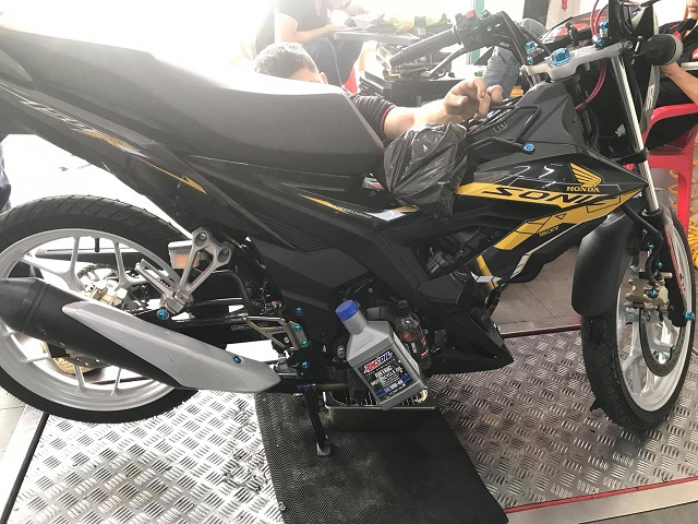 Thay nhớt amsoil synthetic metric cho honda sonic 150r có tốt không - 2