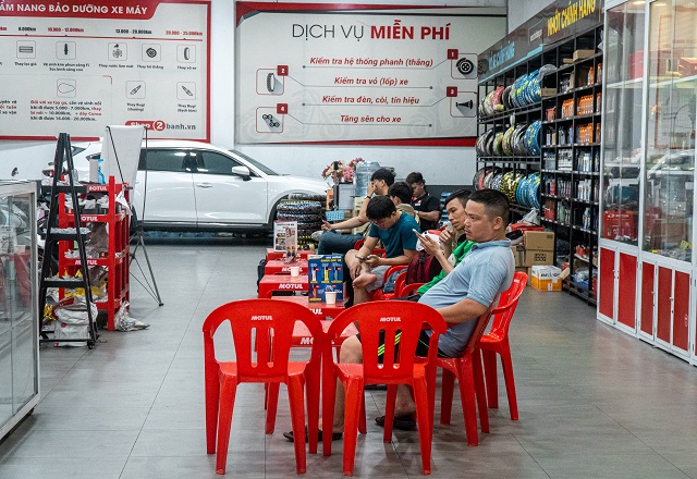 Địa chỉ thay nhớt xe máy uy tín chất lượng tại quận 4 - 11