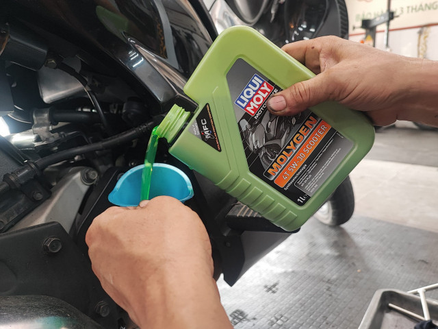 Dầu nhớt tốt nhất cho xe tay ga sh 125i160i hiện nay - 5