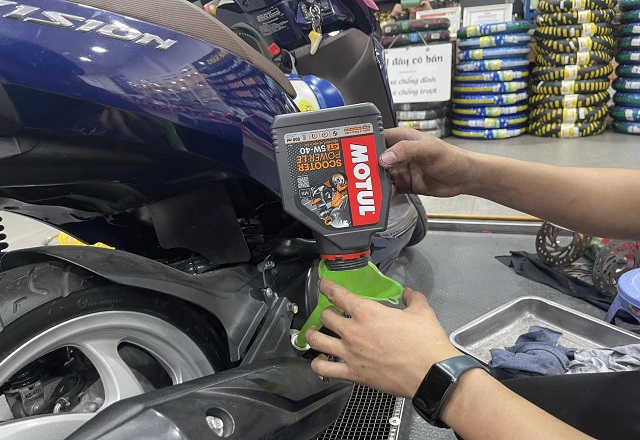 Dầu nhớt tốt nhất cho xe tay ga honda vision hiện nay - 4