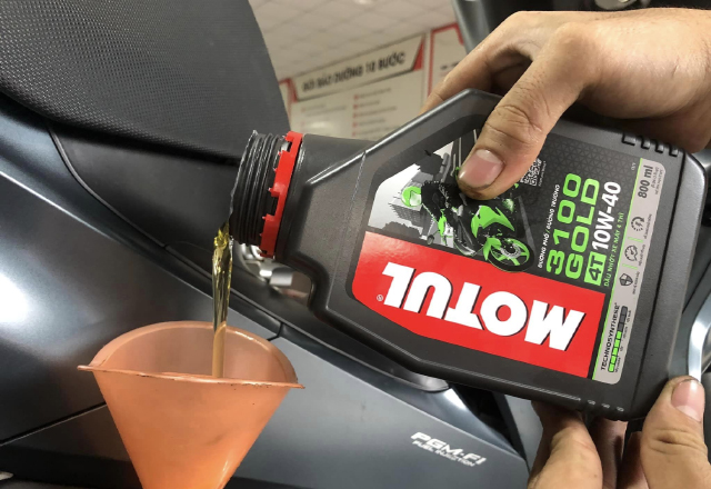 Top 6 dầu nhớt cho xe honda cb150x tốt nhất hiện nay - 5