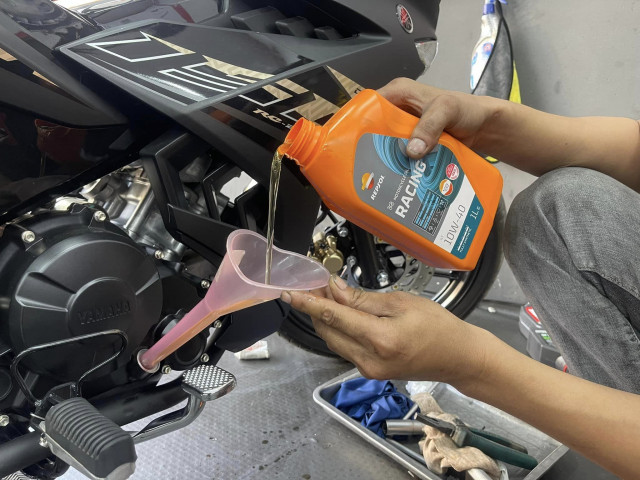 Dầu nhớt xe máy yamaha dùng loại nào tốt nhất - 5