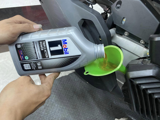 Tổng hợp nhớt giảm hao xăng cho airblade 160 - 6