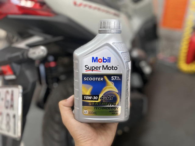 Nhớt mobil super moto scooter 10w30 800ml - 1