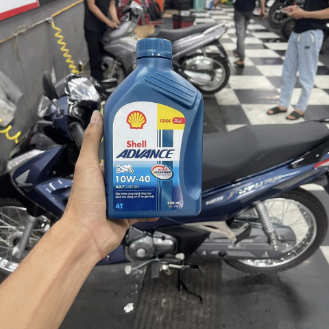 Nhớt Shell Advance AX7 10W40 Synthetic Based 0.8L