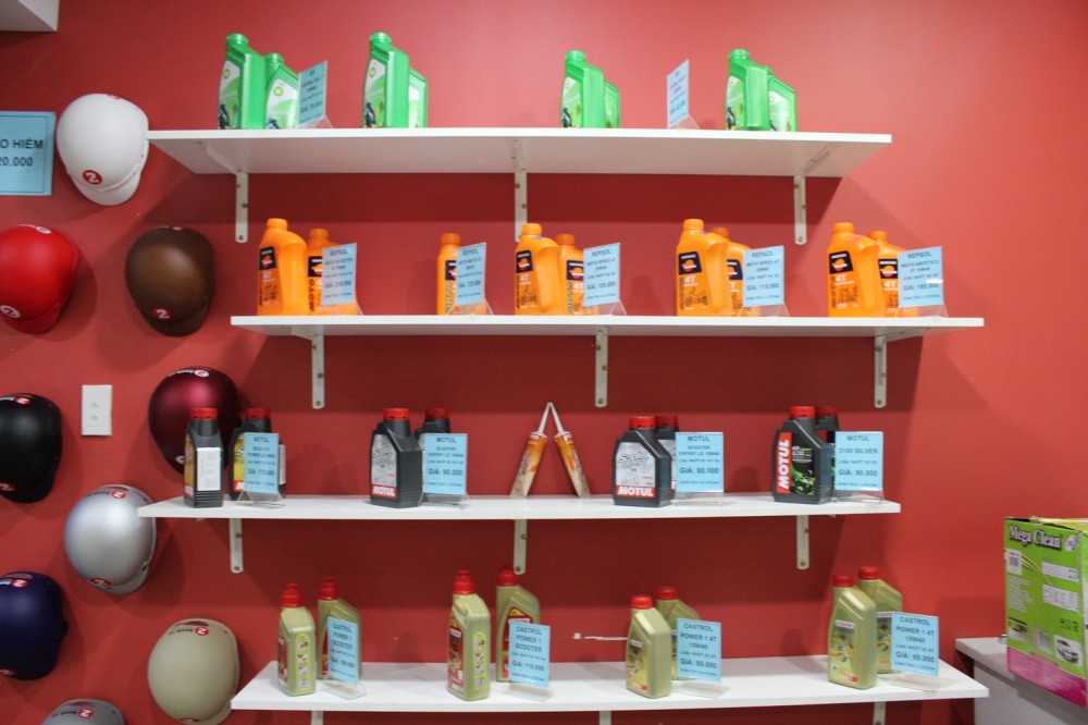 Dầu nhớt tổng hợp là gì ? Giá bao nhiêu?