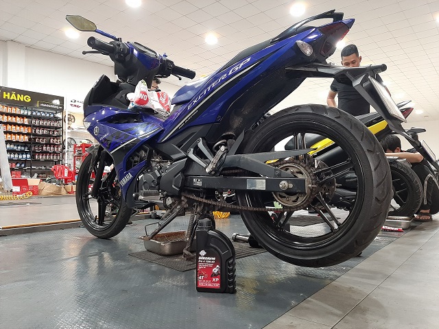 Exciter 150 thay nhớt Fuchs Silkolene 10w40 có phù hợp không?
