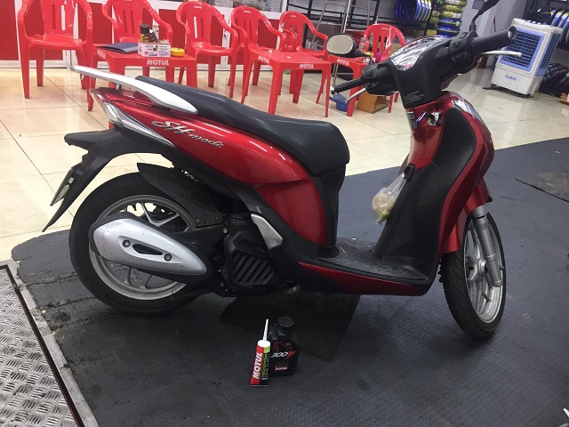Honda SH Mode xài loại nhớt số và nhớt lap nào tốt, thời gian thay nhớt ra sao?