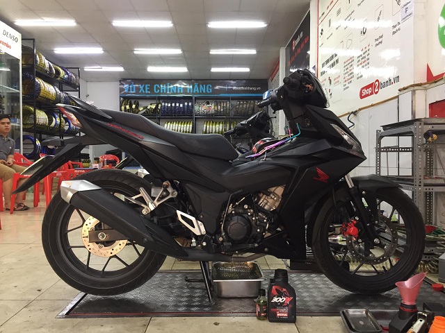 Một số loại nhớt tốt thay cho Honda Winner