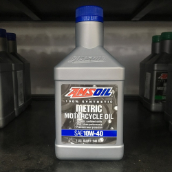 Nhớt Amsoil sản xuất ở đâu? Dùng cho xe nào tốt?