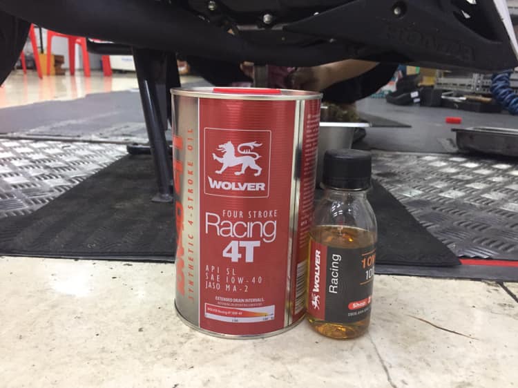 Nhớt Wolver Racing mua ở đâu tại Biên Hòa giá tốt, chất lượng?