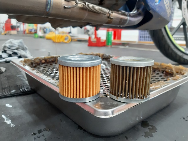 Satria F150 đi bao lâu thì thay lọc nhớt? Thay bao nhiêu lít?