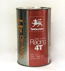 Tại sao nên thay nhớt Wolver Racing cho xe máy 4 thì?