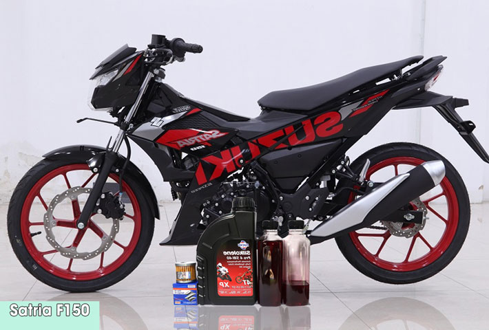 Thay nhớt Fuchs Silkolene 10W40 cho Satria chạy có bốc không?