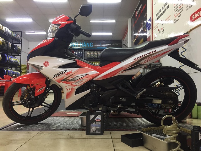 Thay nhớt Liqui Moly Motorbike Street 4T cho Exciter 150 có tốt không ?