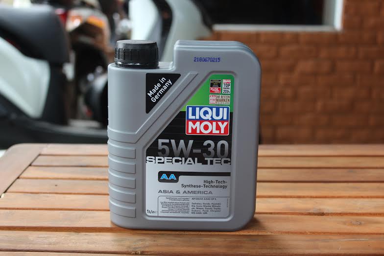 Top 3 loại nhớt xe tay ga bạn nên thay trong năm nay