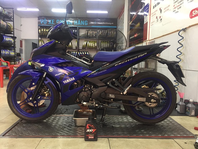 Yamaha Exciter 150 nên sử dụng nhớt nào? Thời gian thay nhớt bao lâu?